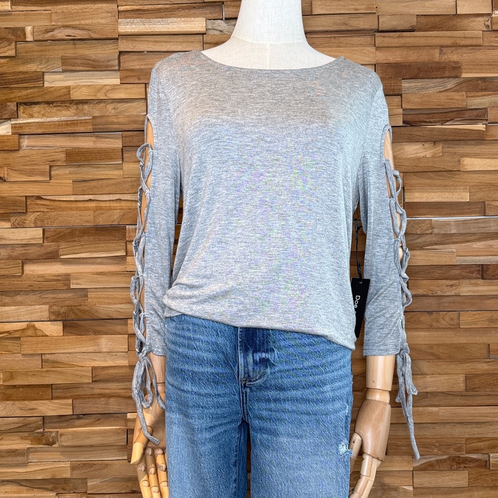 Doe & Rae | Heather Gray | 3/4 Lattice Sleeve Tunic | Jersey | Various Sizes